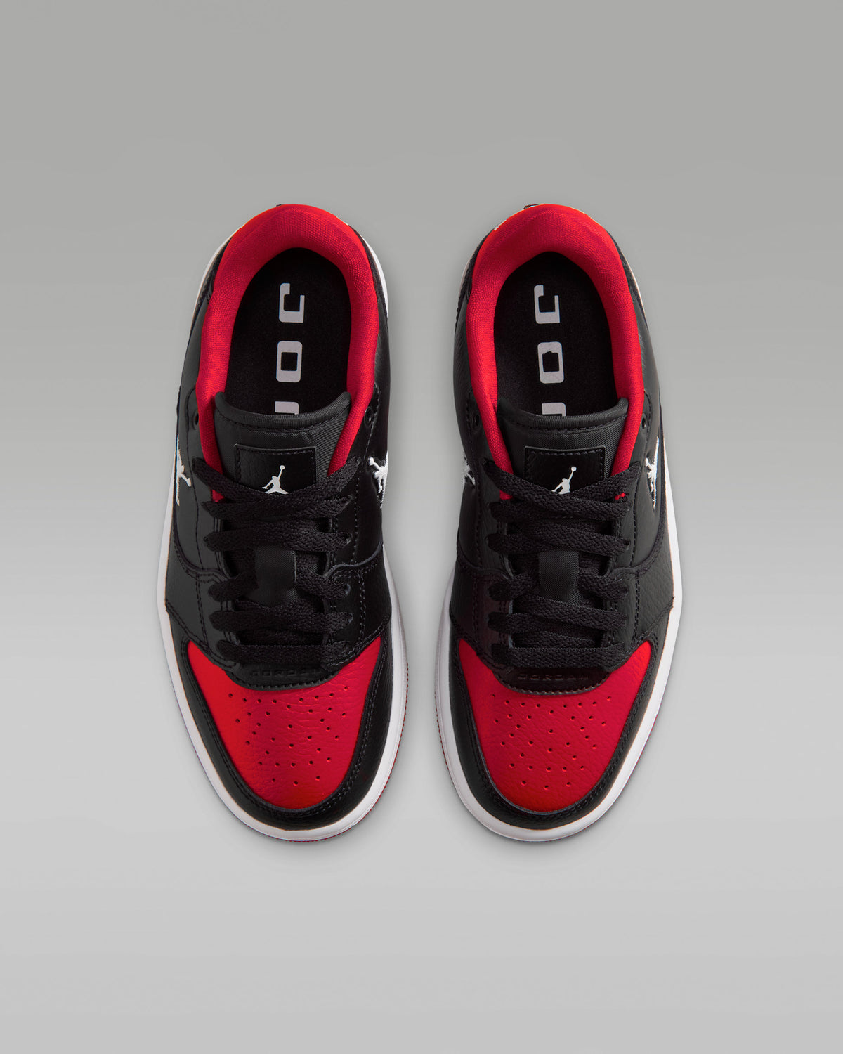 Jordan Court Connect Low GS, Sneaker Unisex - Nero/Rosso