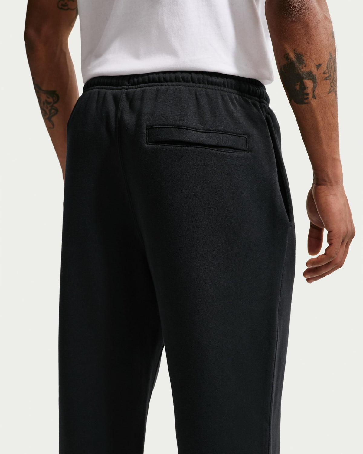 Nike Club, Pantaloni in Fleece Tuta Uomo - Nero