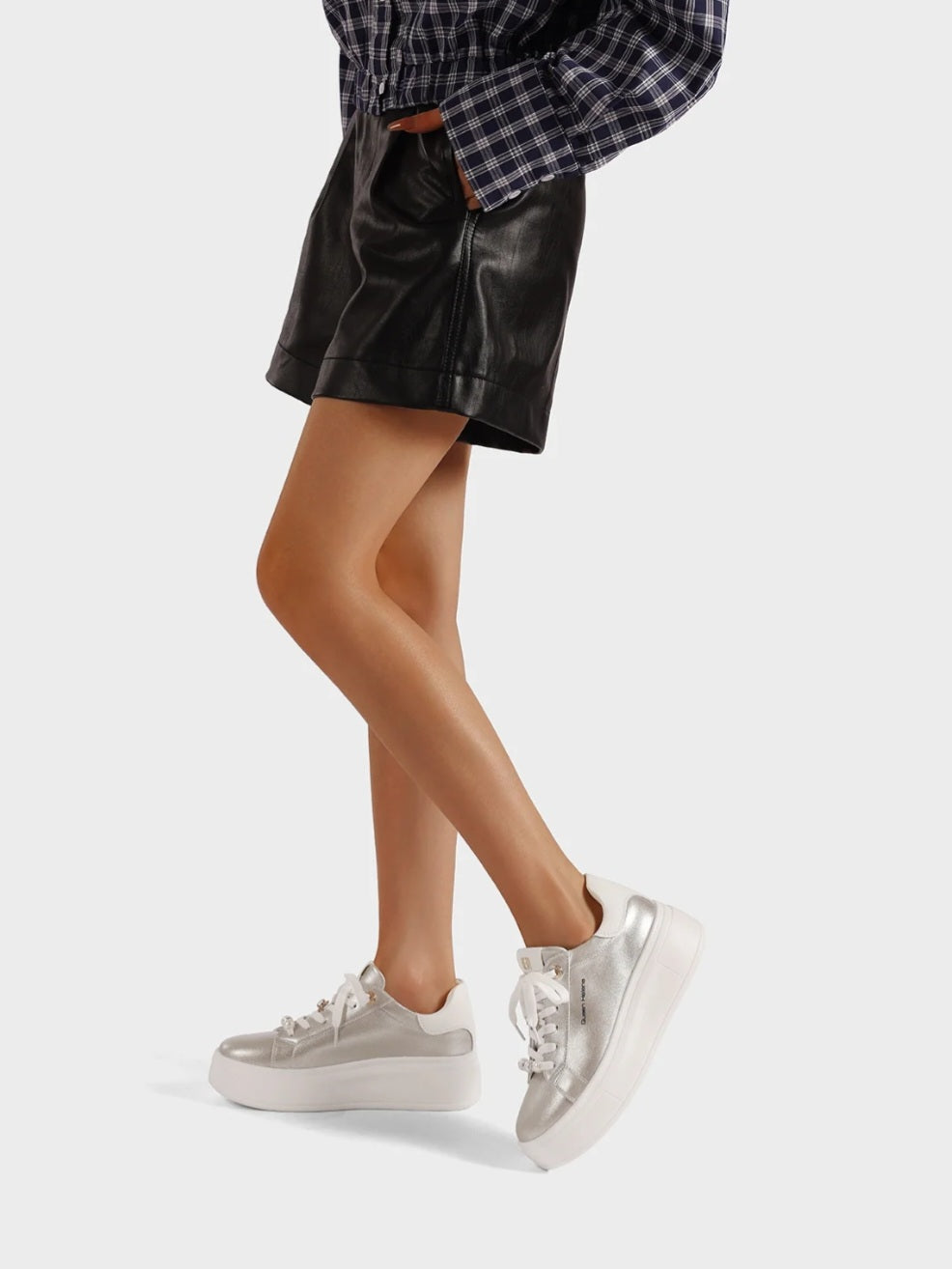 QUEEN HELENA X34-13, Sneaker Minimal Donna Con Dettagli Gioiello - Argento, Bianco/Rosa