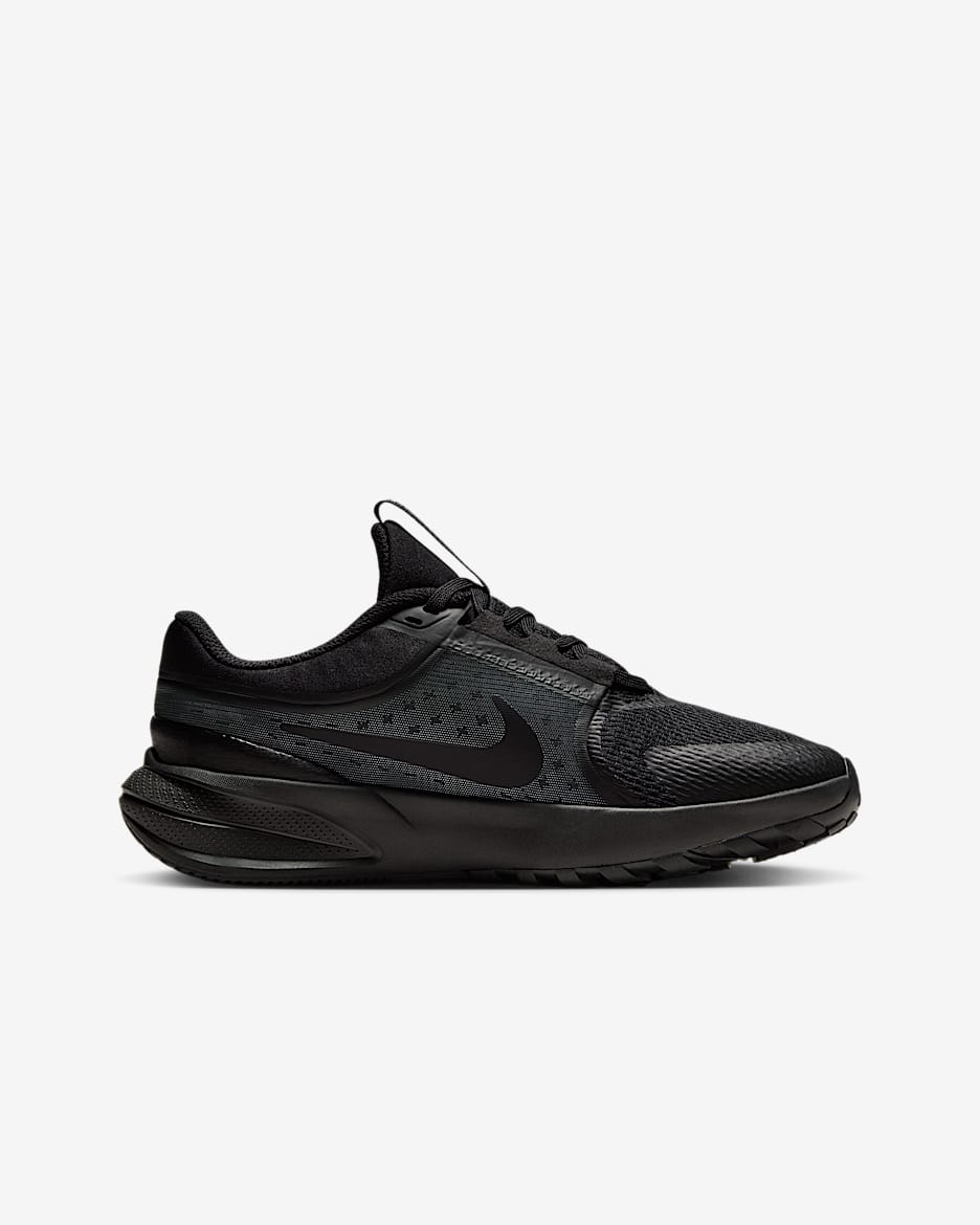 Nike Star Runner 5 (GS), Scarpe Da Ginnastica Unisex - Nero