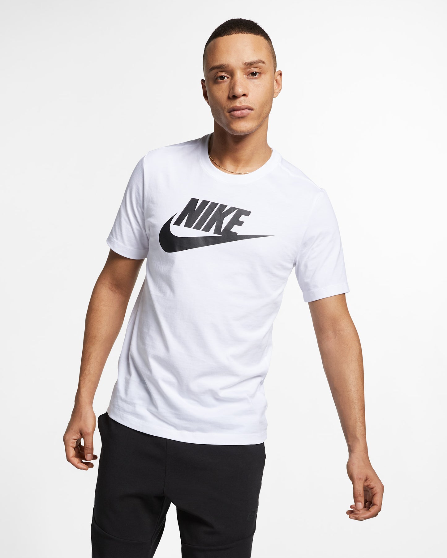 Nike SportSwear, T-Shirt Uomo Con Logo Stampato - Bianco, Nero